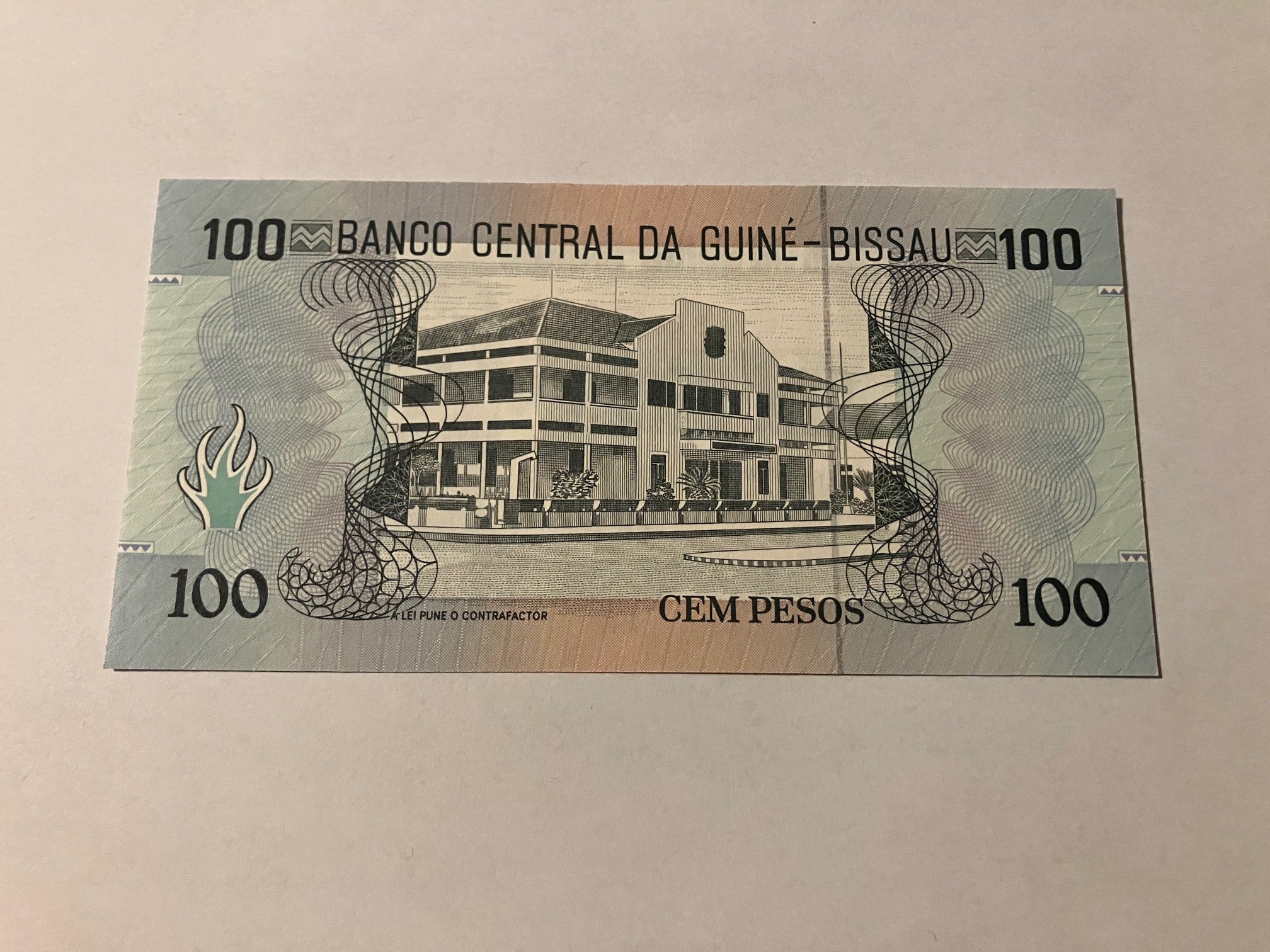 100 Pesos Guinea Bissau 1990