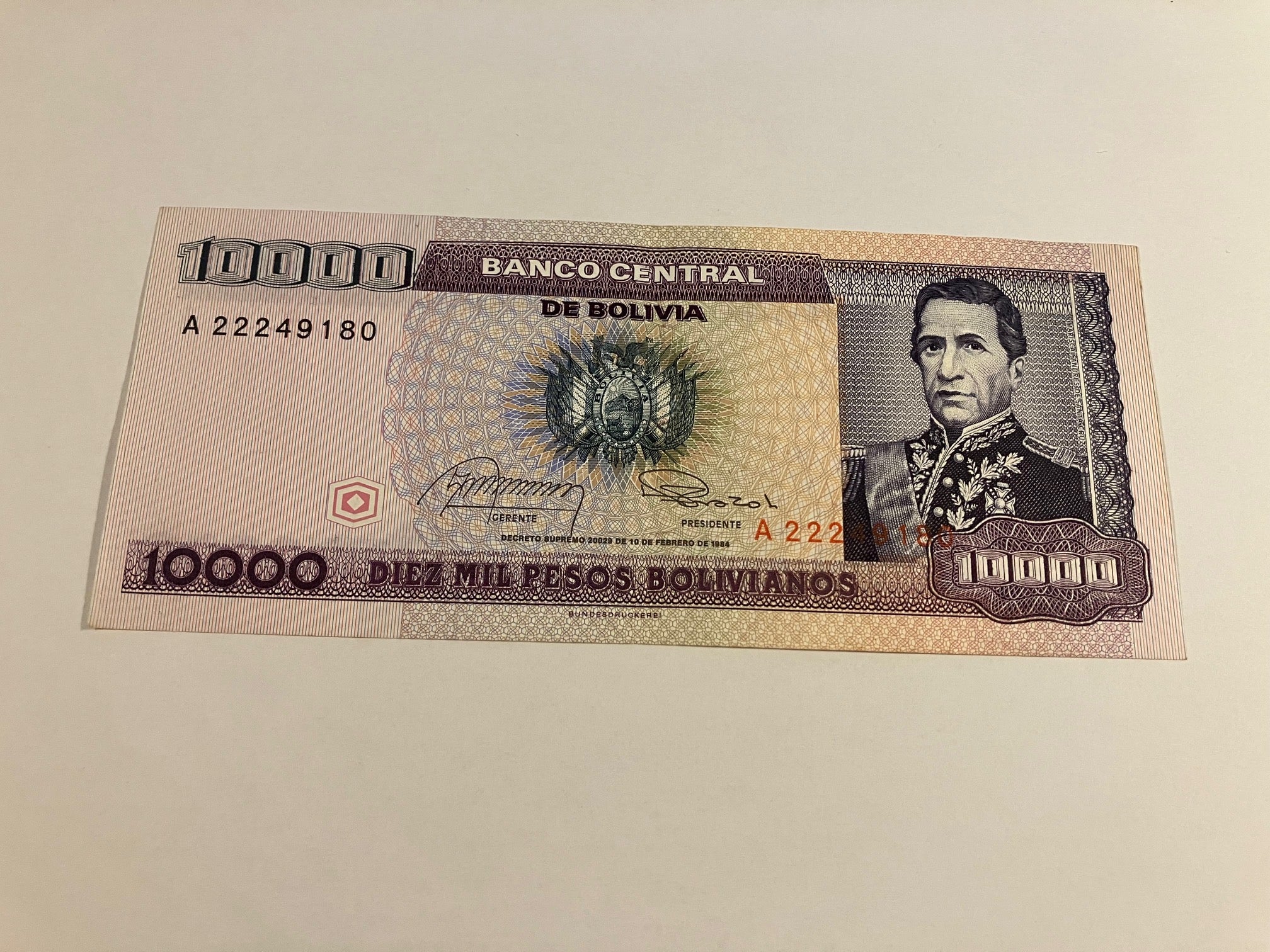 10000 Pesos Bolivia