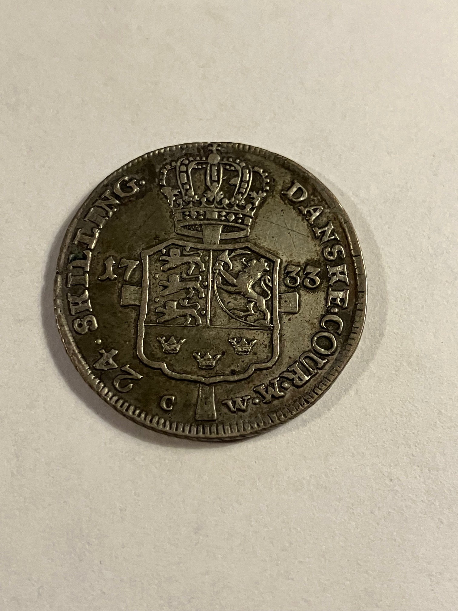 24 Skilling 1733 Danmark - Ridser