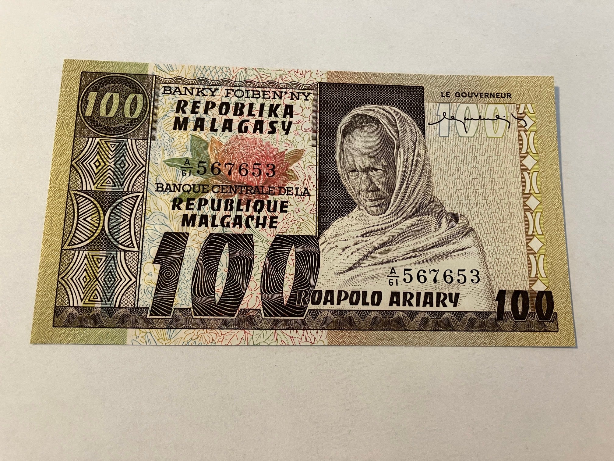 100 Francs / Ariary Madagascar