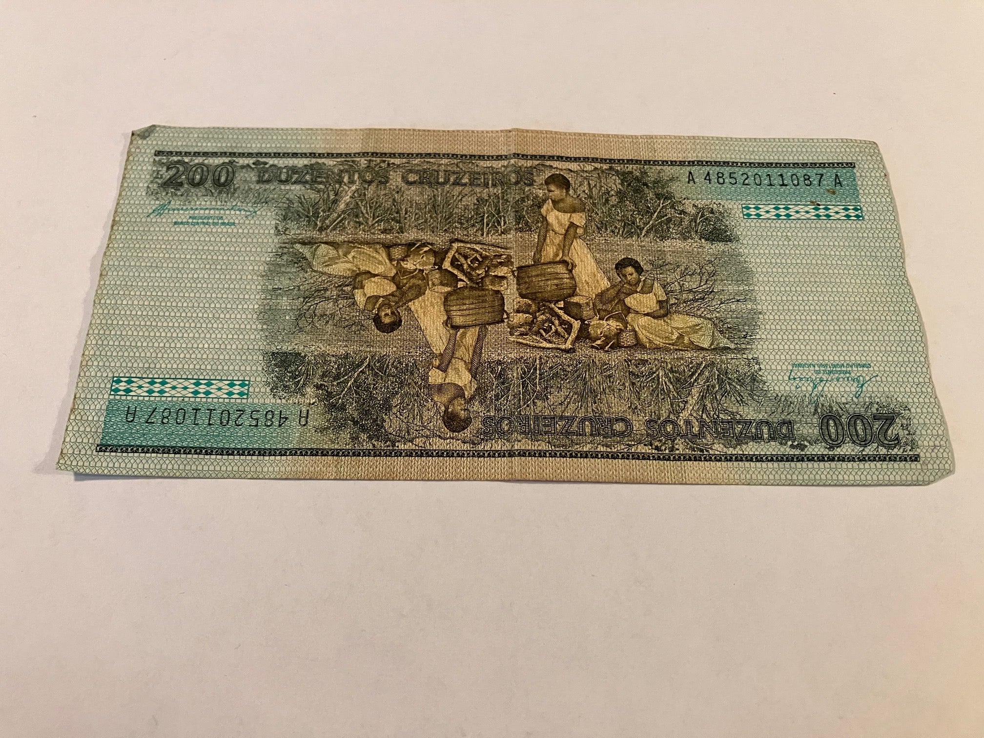 200 Cruzeiros Brazil