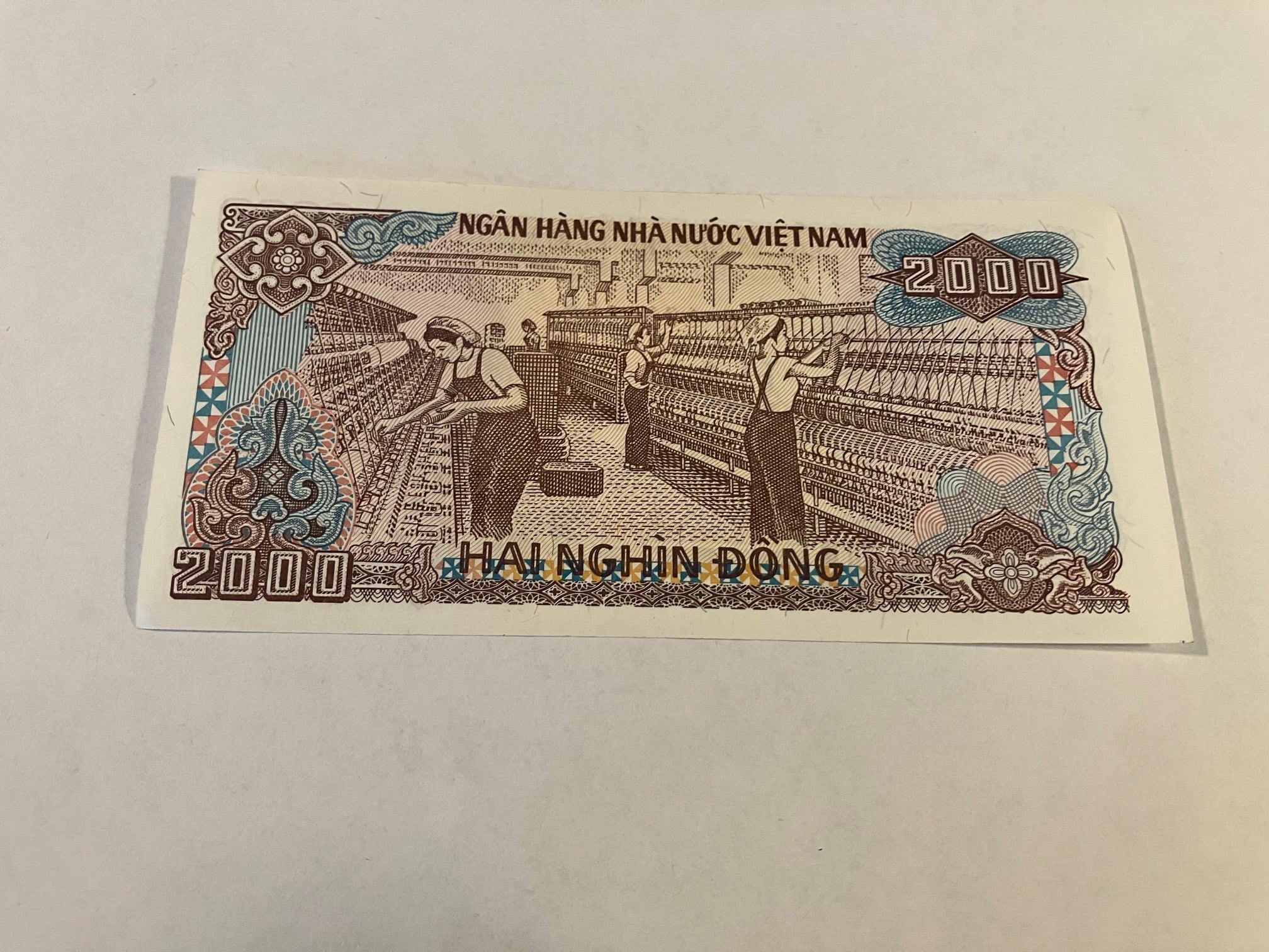 2000 Dong 1988 Vietnem