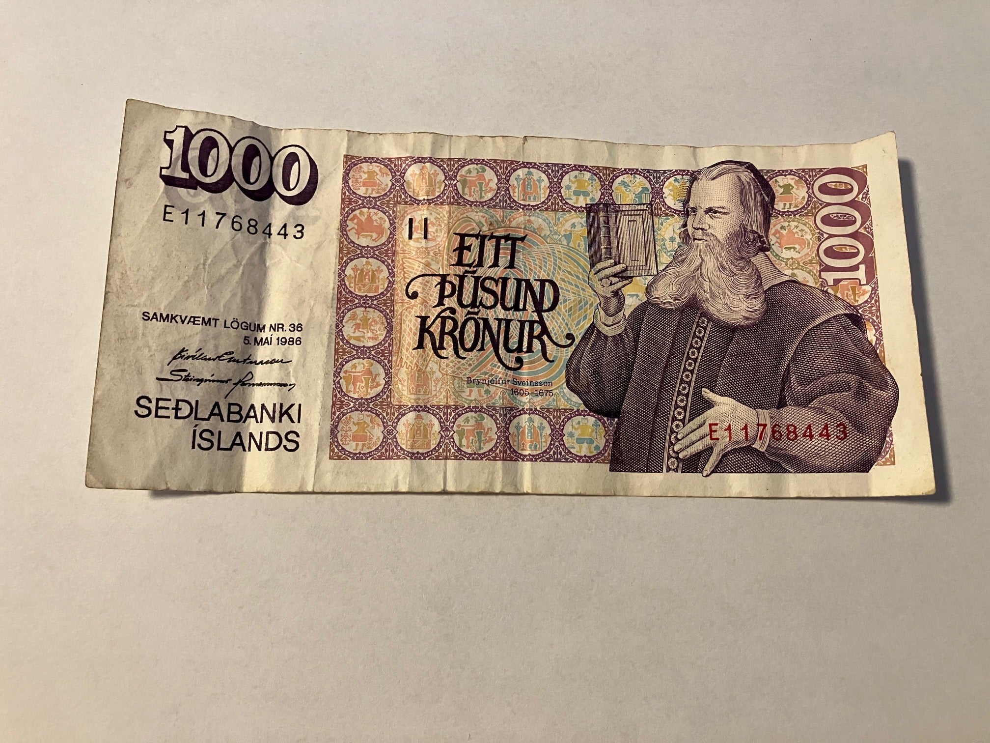 1000 Kronur Iceland