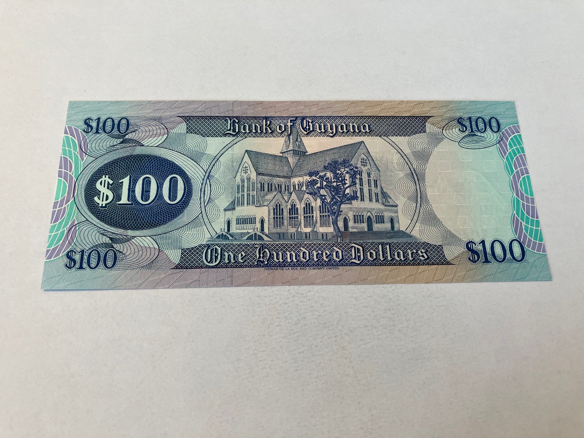 100 Dollars Guyana