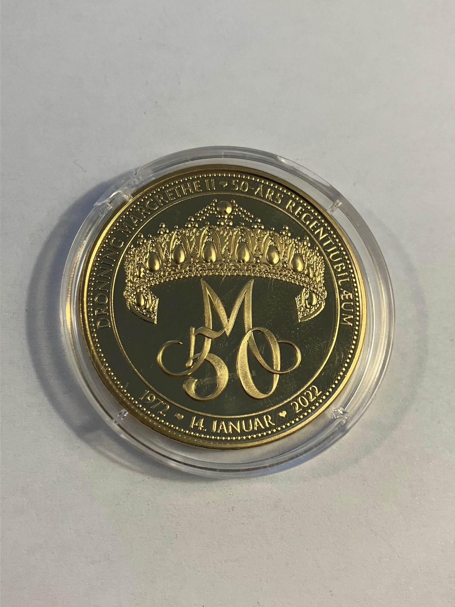 Dronning Margrethes 50-års regentjubilæum - Belagt med 24 karat guld