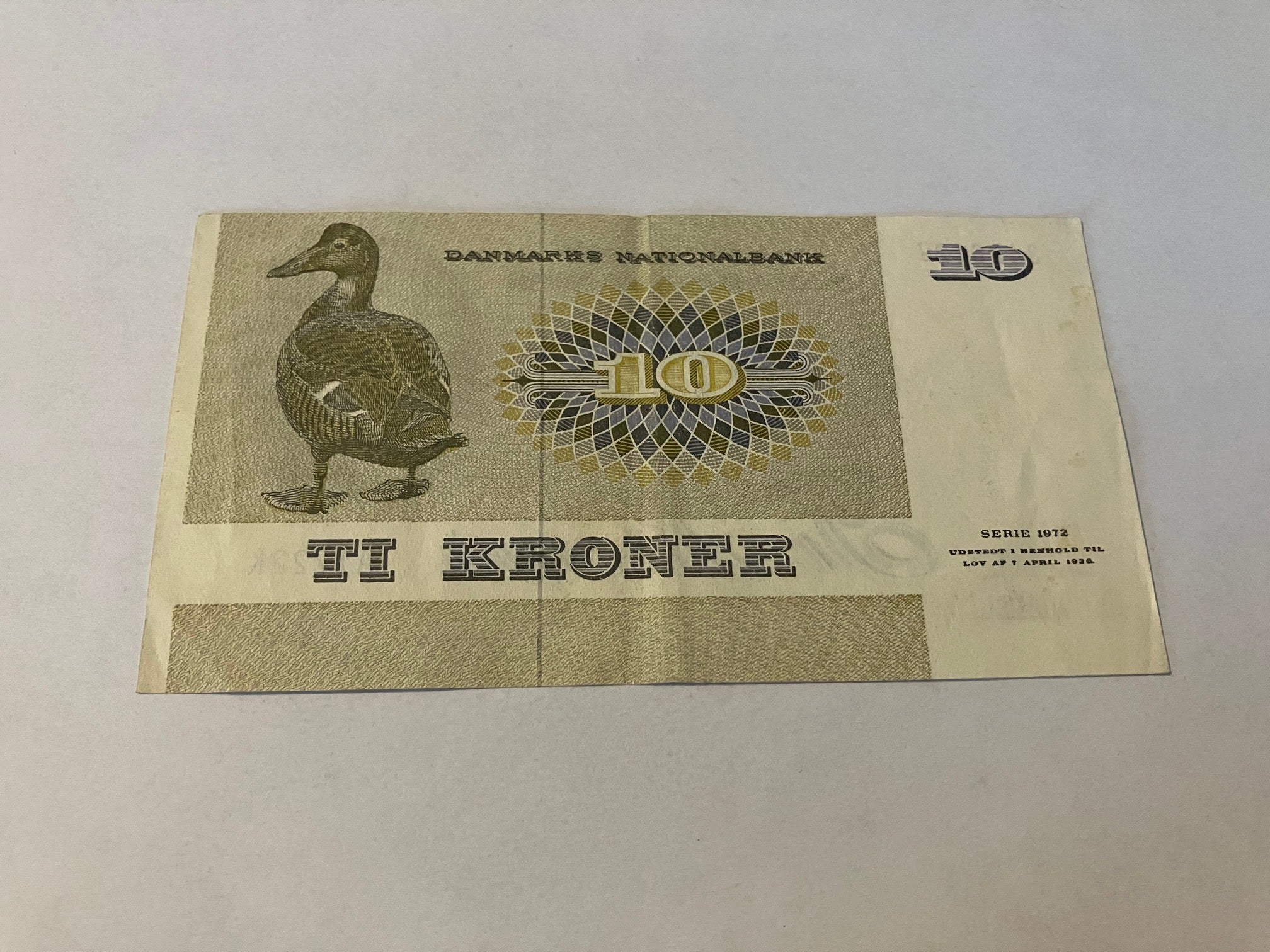 10 Kroner A1 1972 - Slidt