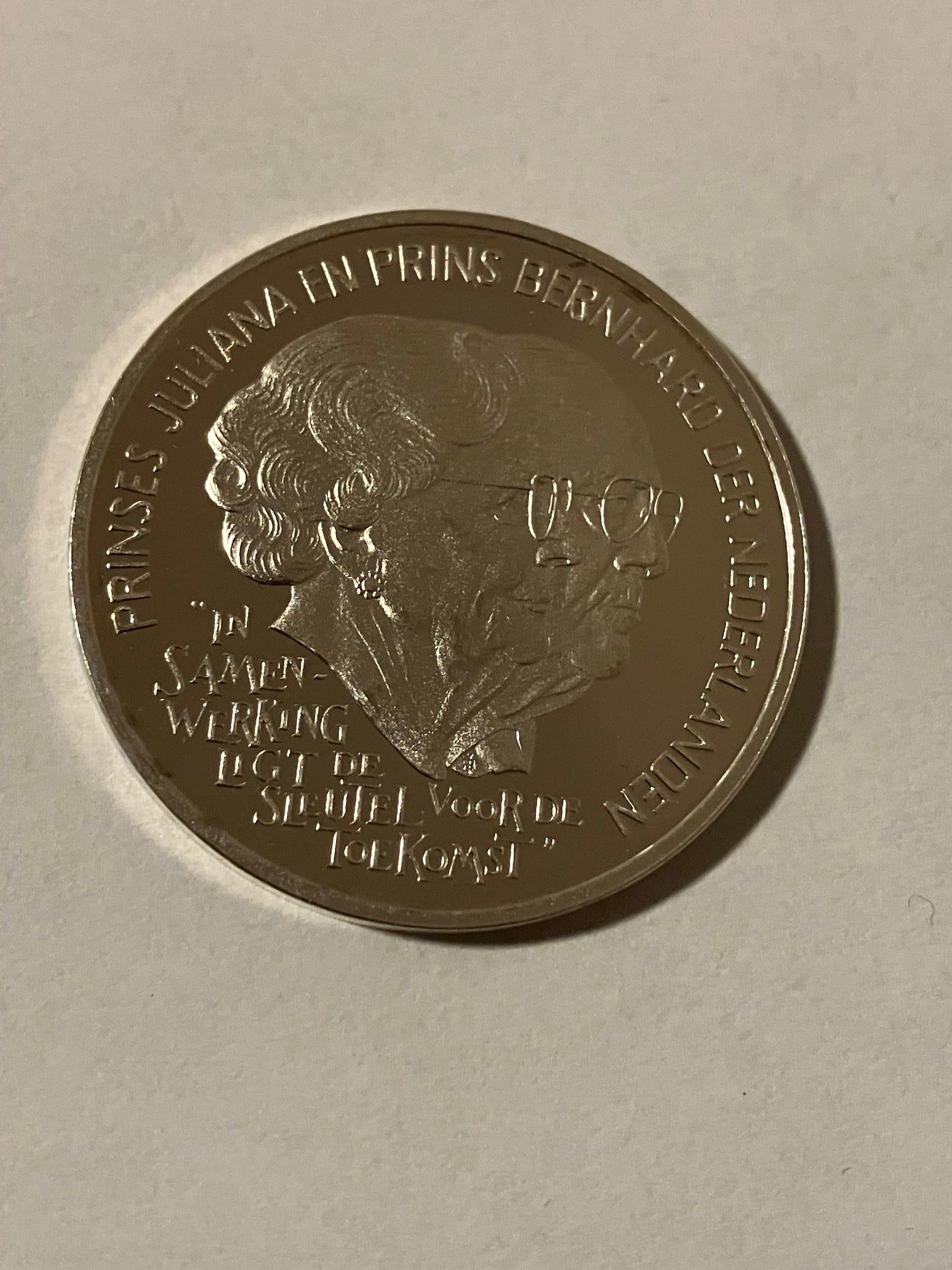 25 ECU - Beatrix 85th Birthday of Queen Mother - Silver - Netherlands