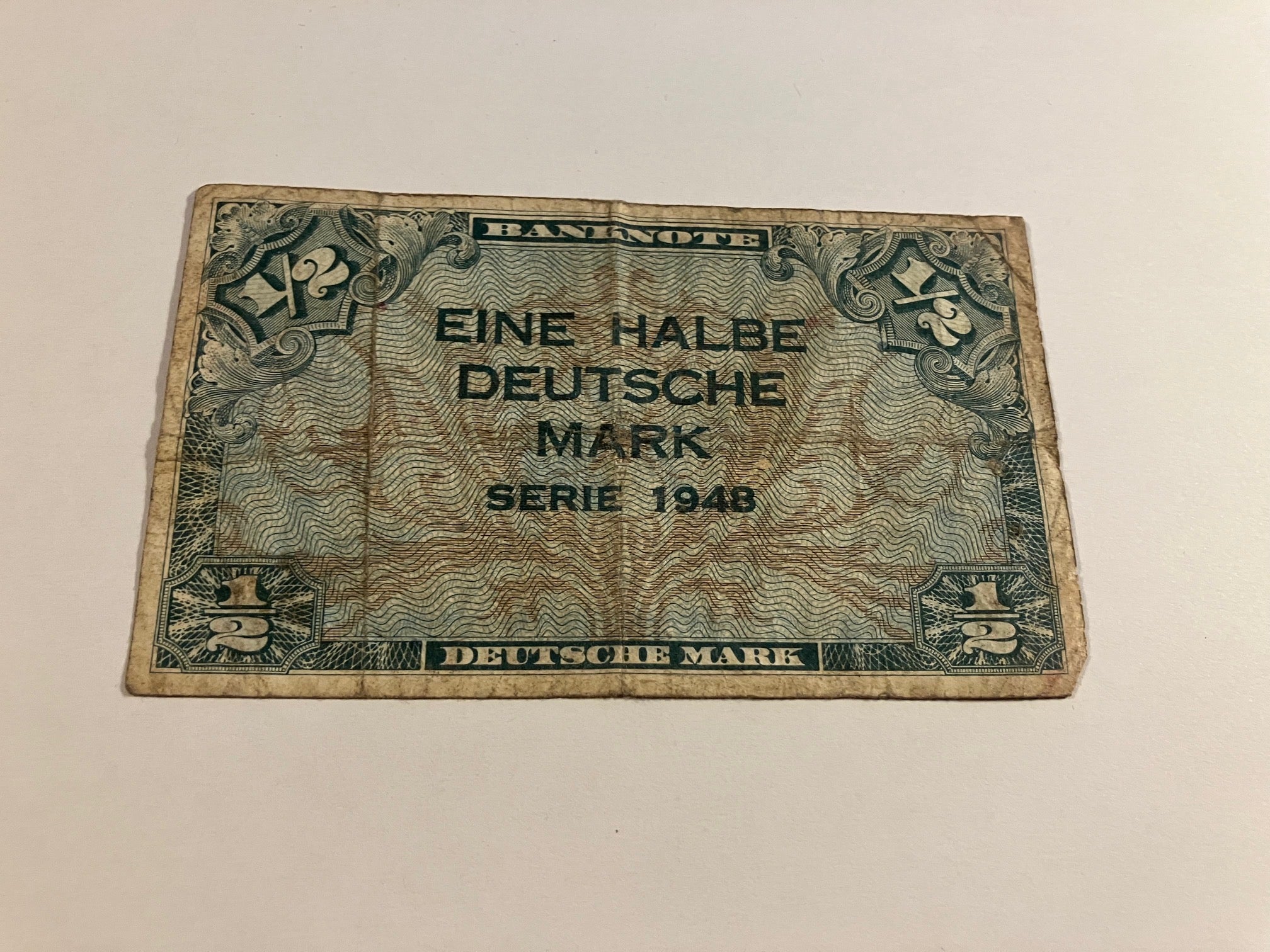 Eine Halbe Deutsche Mark 1948 - Slidt