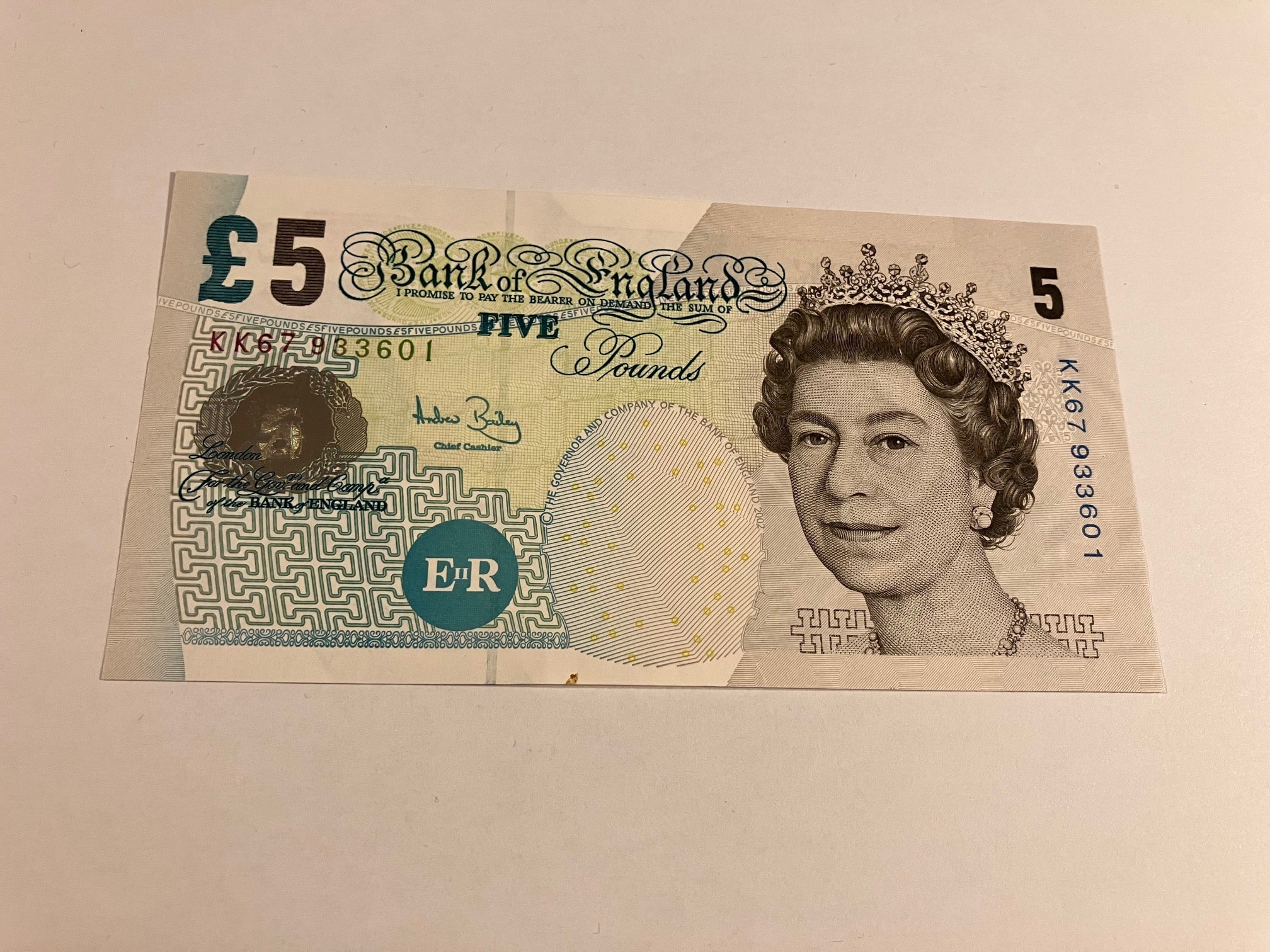 5 Pounds England