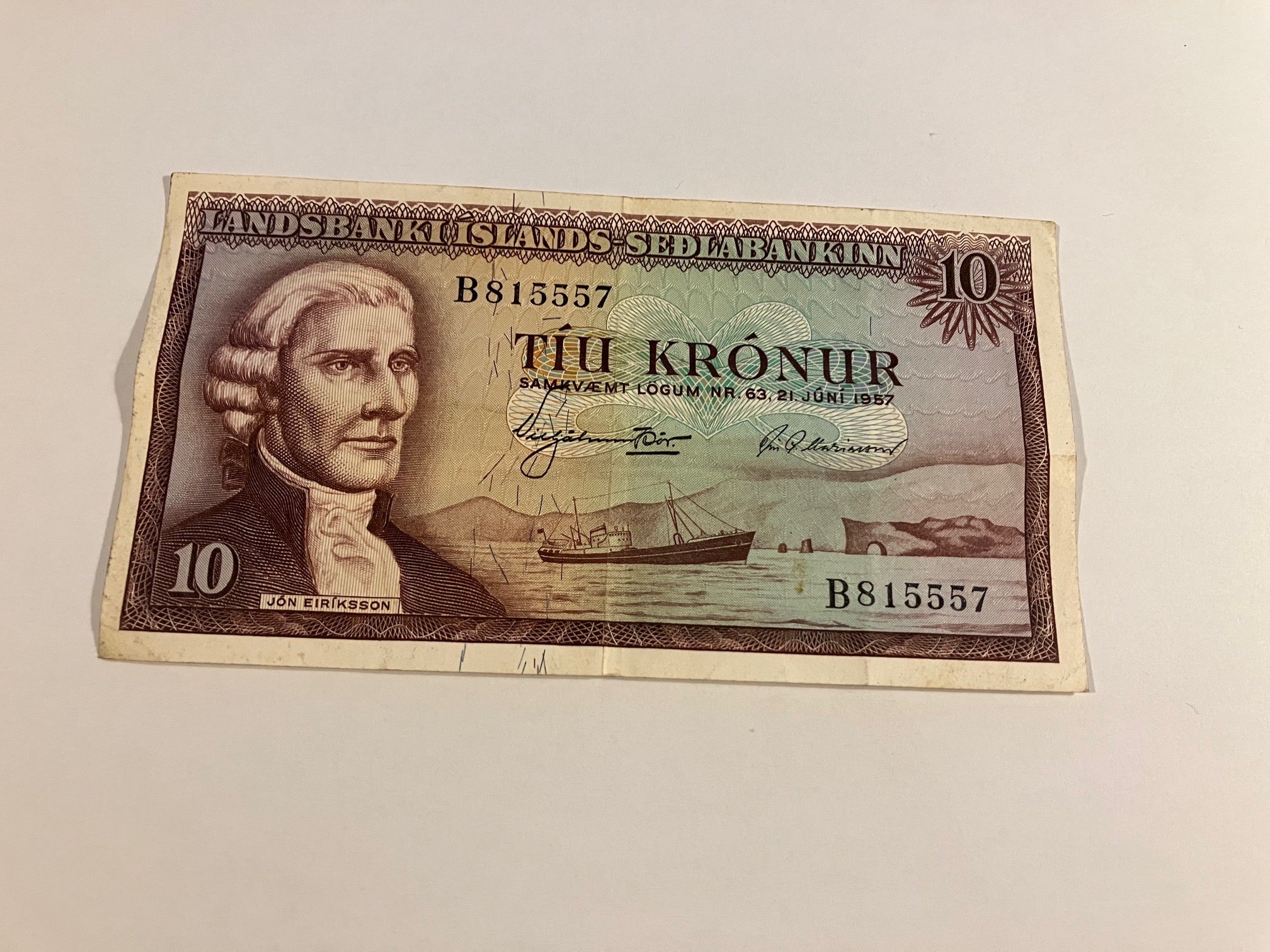 10 Kronur 1957 Iceland