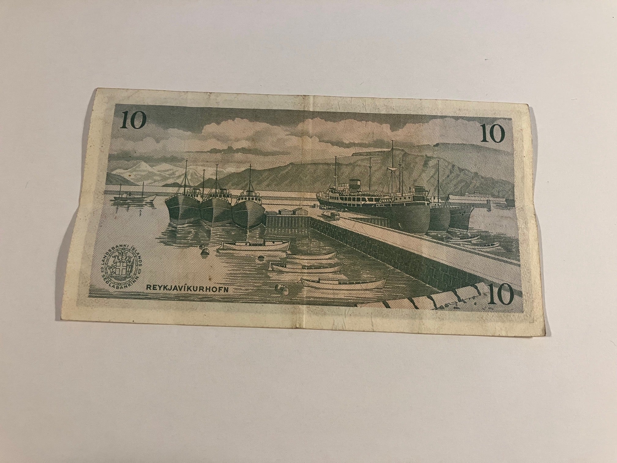 10 Kronur 1957 Iceland