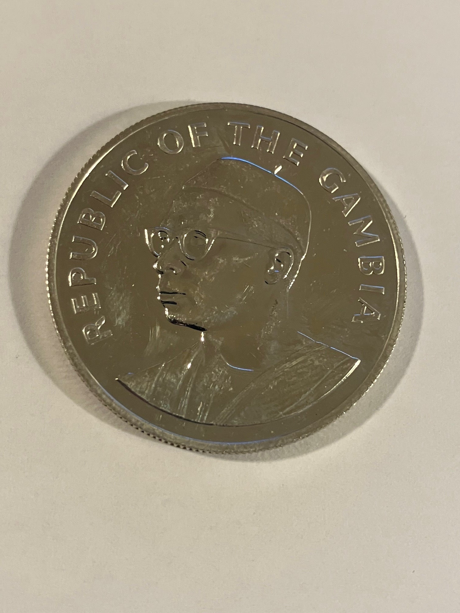 10 Dalasis 1975 Gambia Independence - Silver