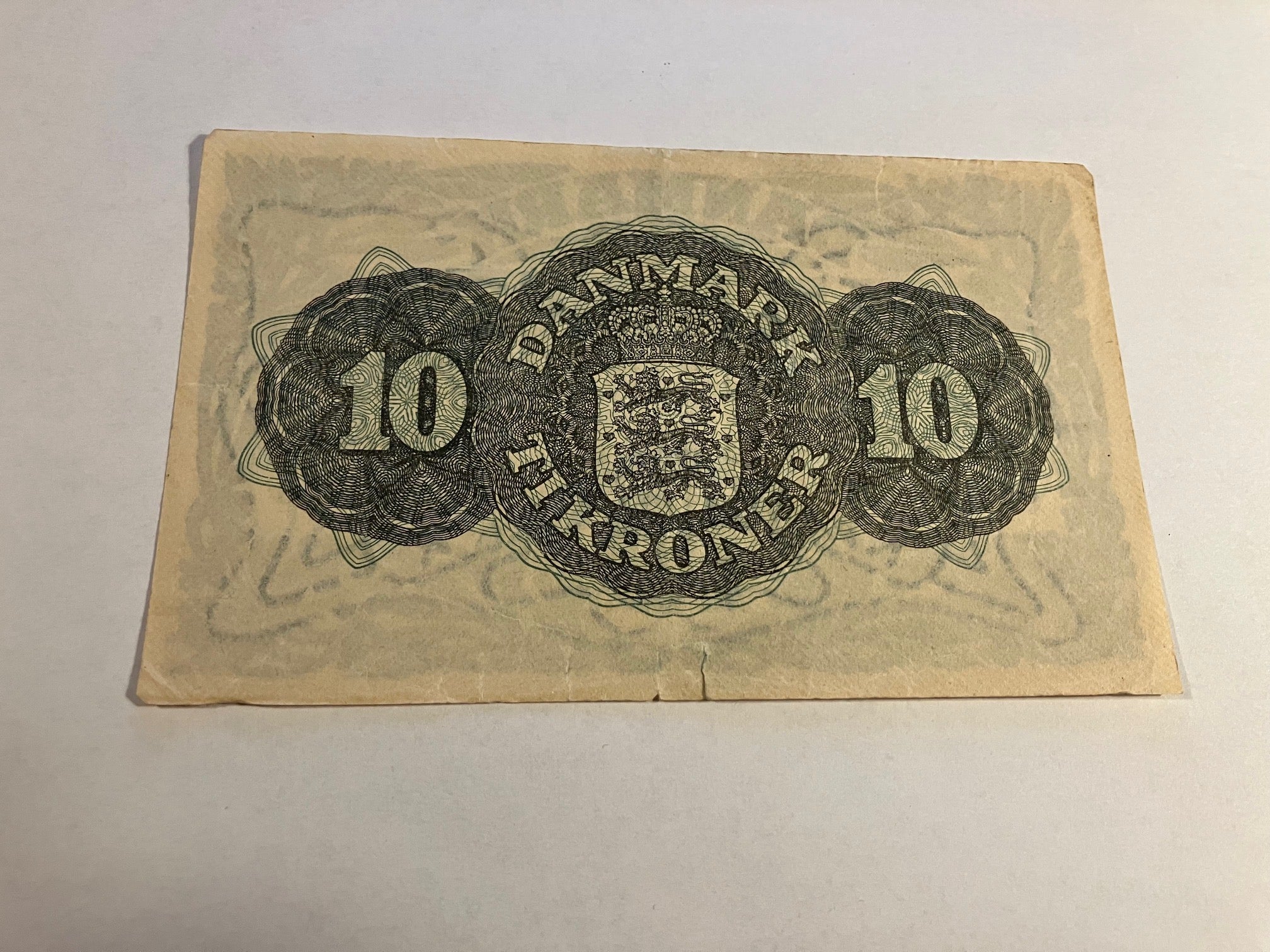 10 Kroner 1945 D Danmark - Bemærk revne