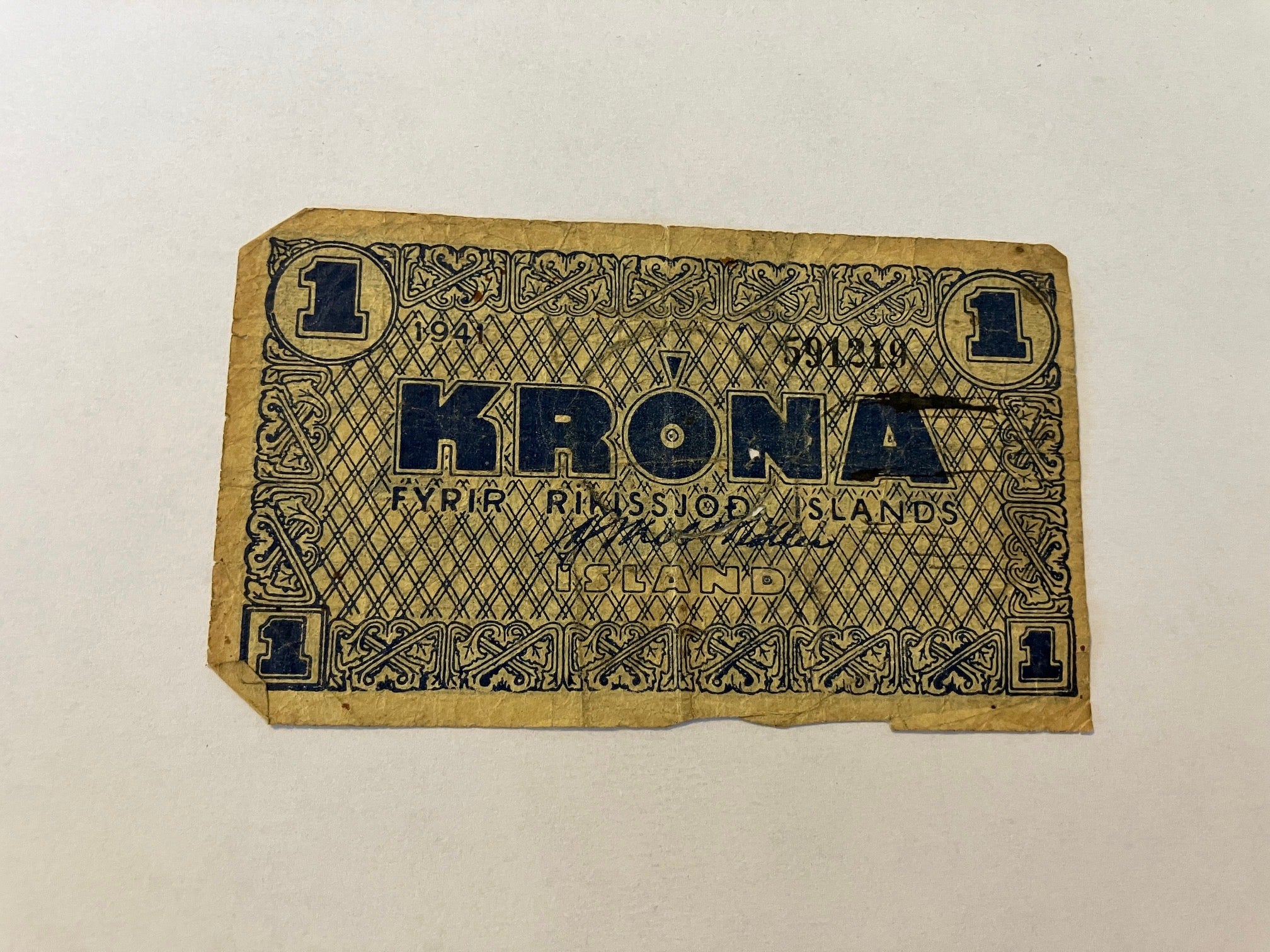 1 Krona Iceland 1941 - Very bad condition