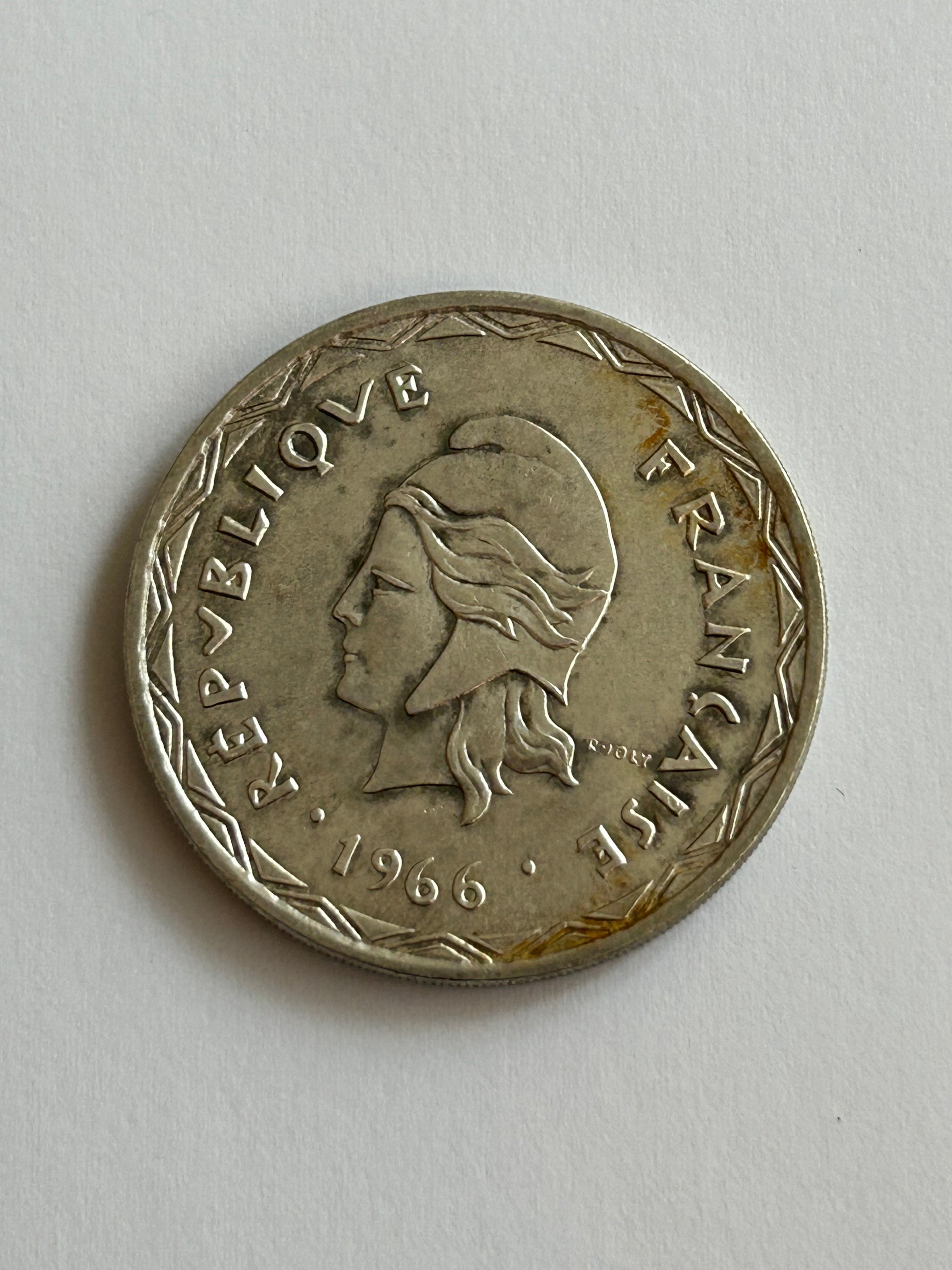 100 Francs New Hebrides 1966 - Silver