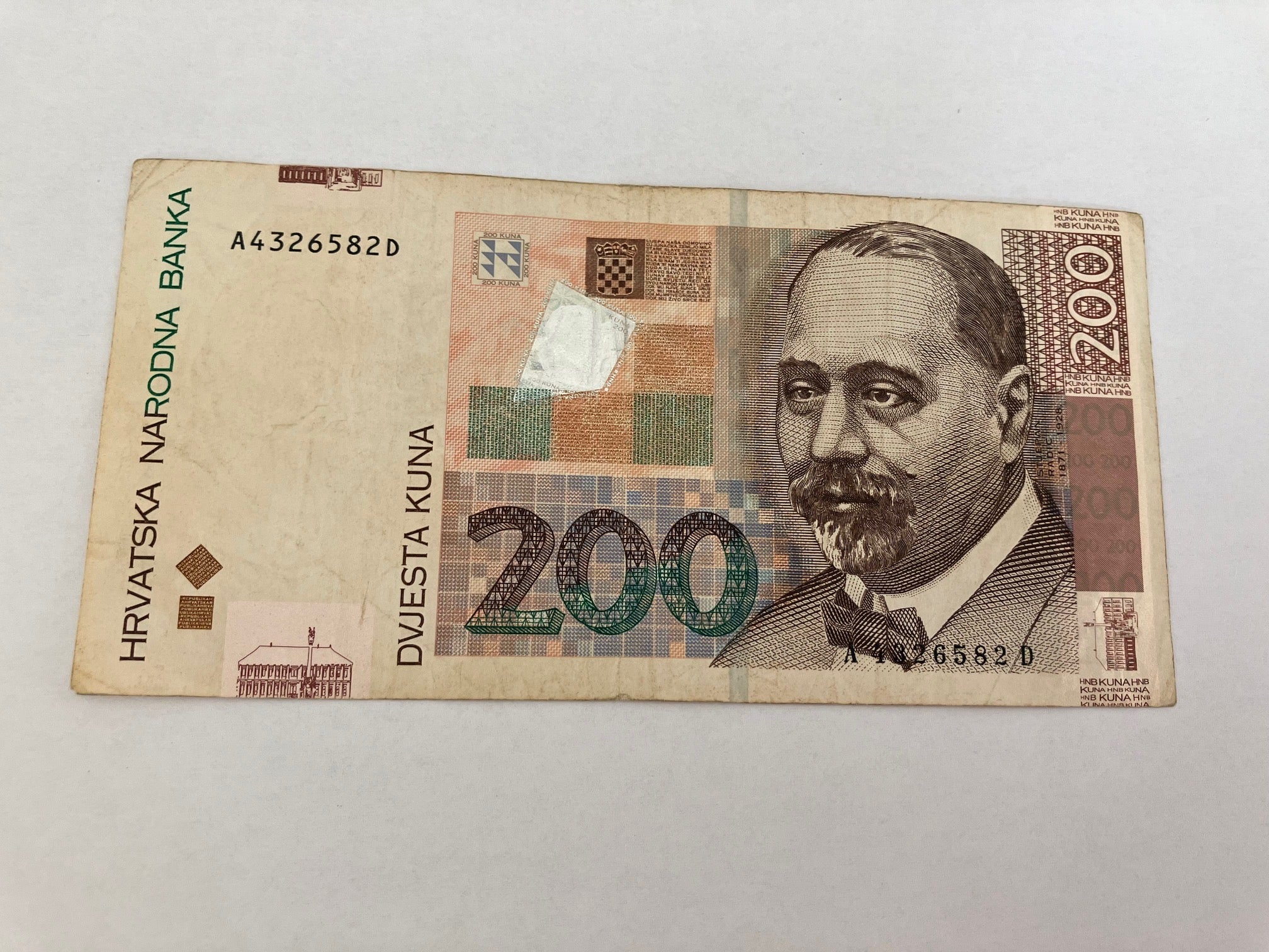 200 Kuna Croatia