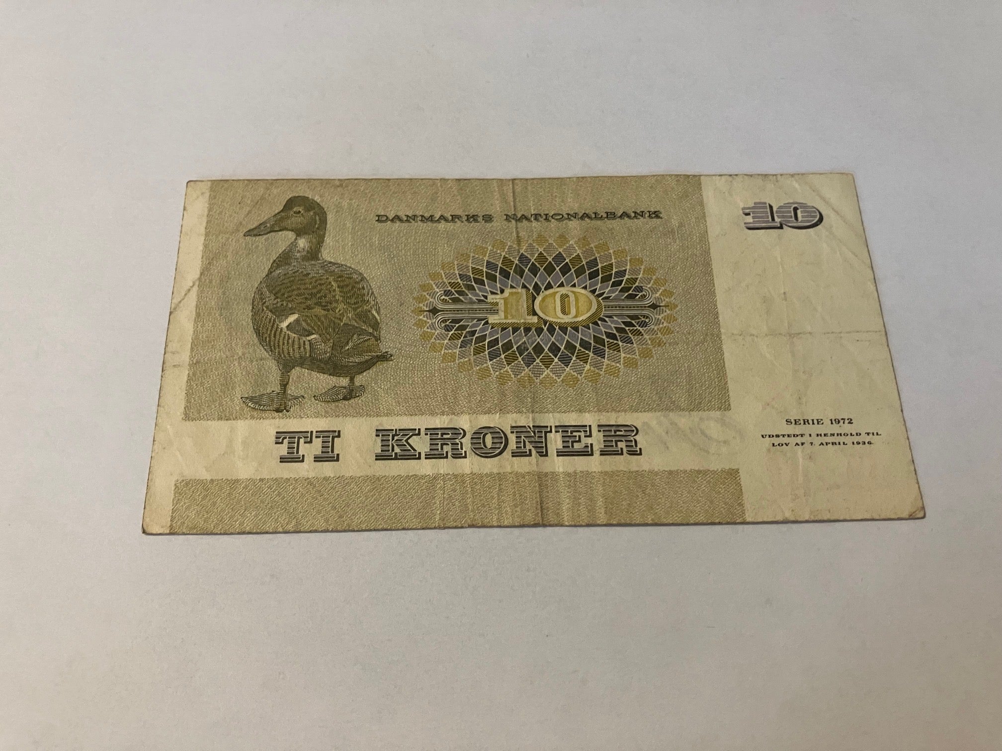 10 Kroner A8 1976 - Slidt